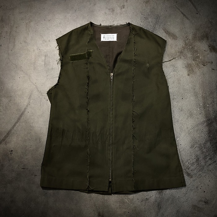 Maison Martin Margiela 0 10 Artisanal reconstructed military vest
