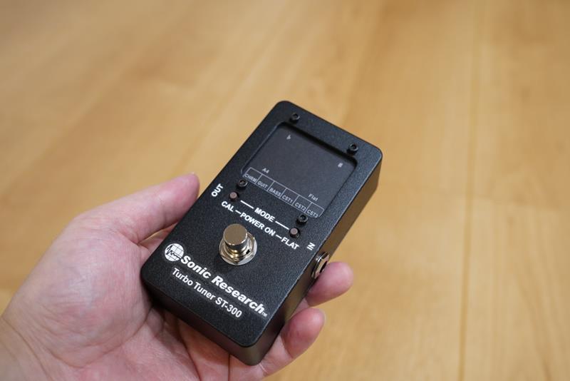 ギターがうまくなる！高精度な爆速チューナー「SONIC RESEARCH ST-300