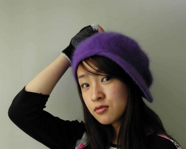 夫は人気お笑い芸人…39歳タレント〝ネコ耳コスプレ〟に「来世はネコ