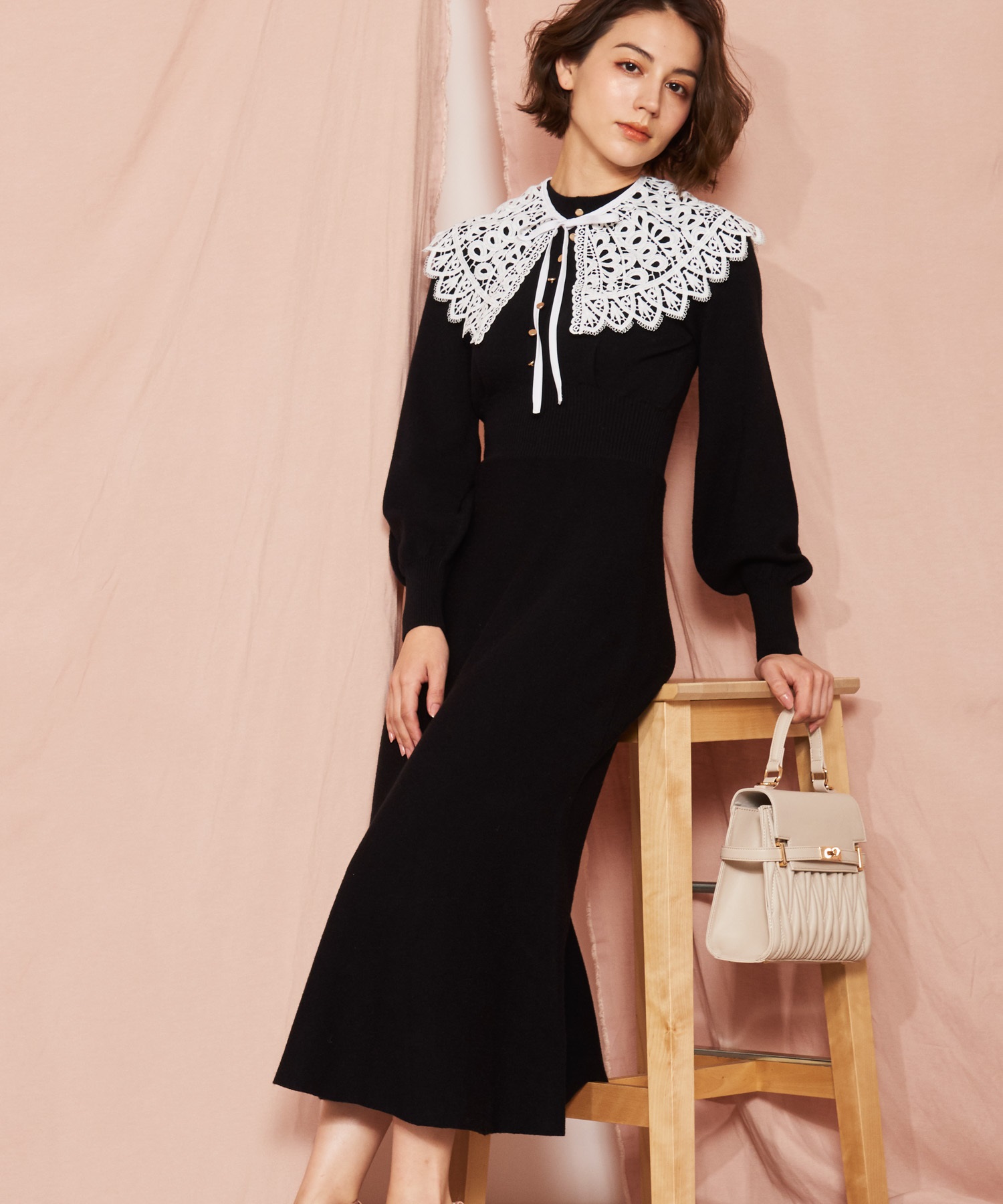 レース衿マーメイドニットワンピ | ニットワンピース | NOELA OFFICIAL