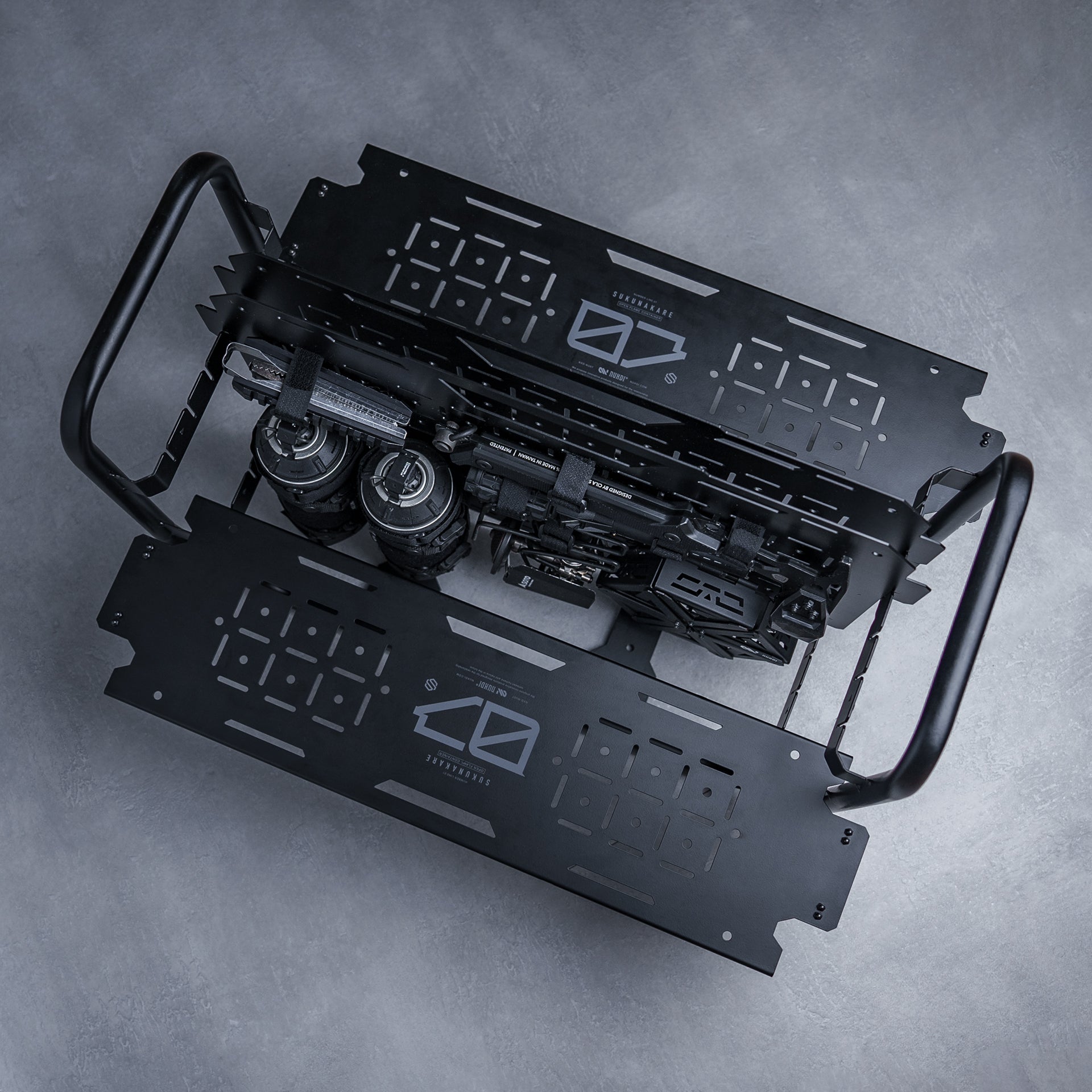 07 SUKUNAKARE - MAT BLACK ｜NUXDI｜オープンフレームコンテナ