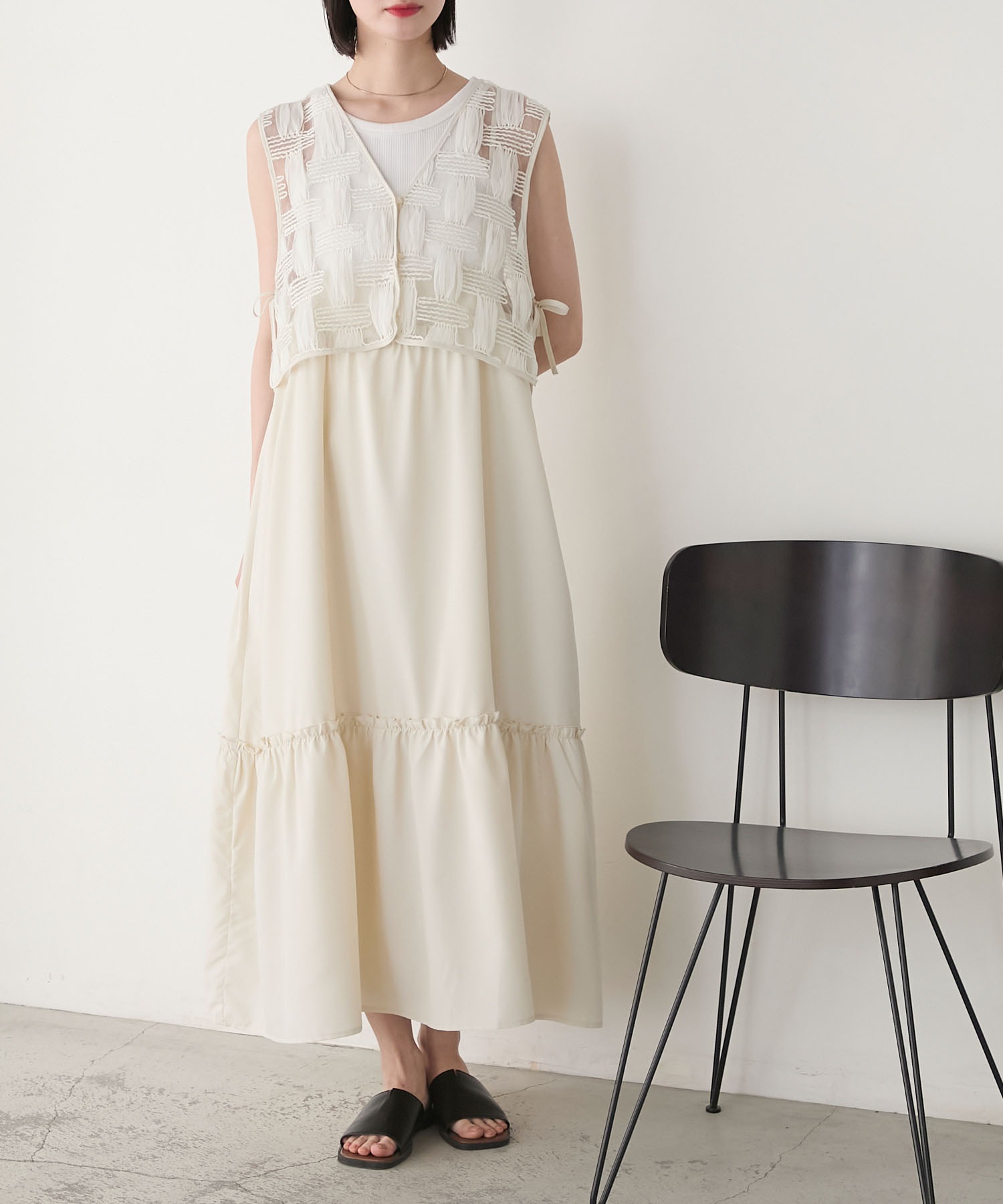 forksy.】幾何学コードレースベスト&ワンピースセット forksy.│MONO