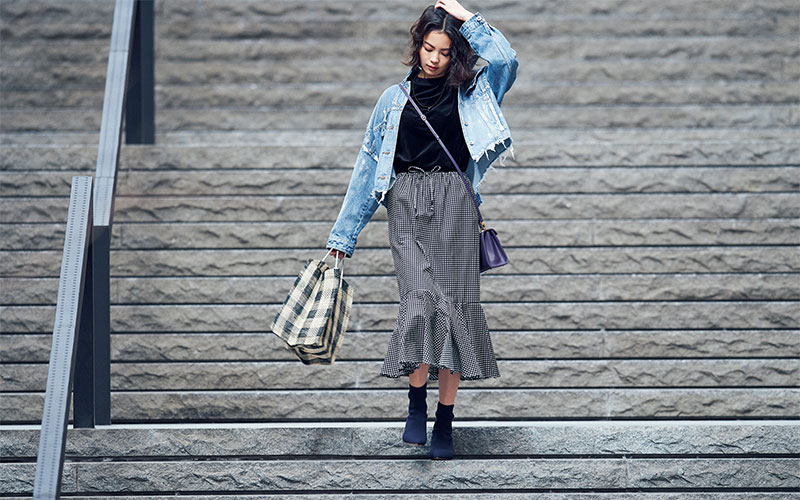 ツル バイ マリコ オイカワ】ギンガムチェックのスカート｜矢野未希子