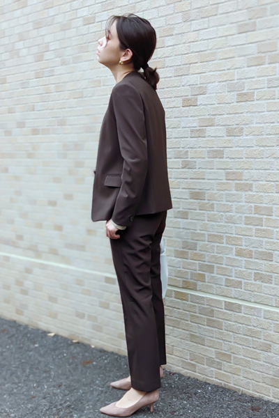 営業職女子が感激！ 防寒できちゃう秋冬スーツ。PLST新作セットアップ