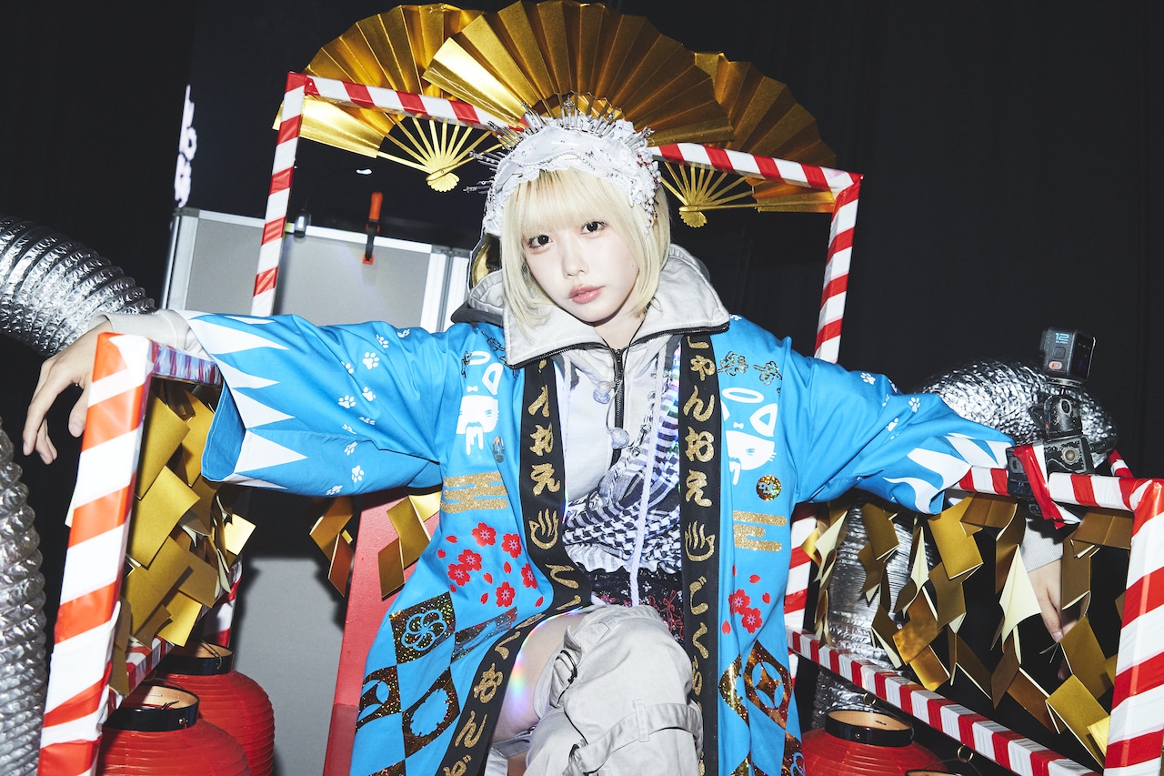 クソな世の中でも誠実でいたい、anoがアルバムリリースツアーで語った