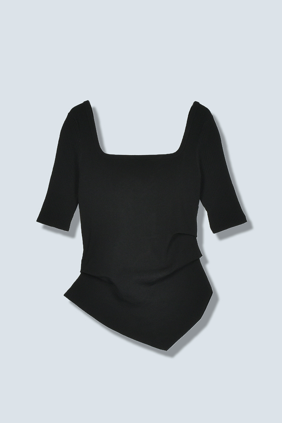 OMMO ONLINE STORE / ASYMME TUCK HALF SLEEVE TOP