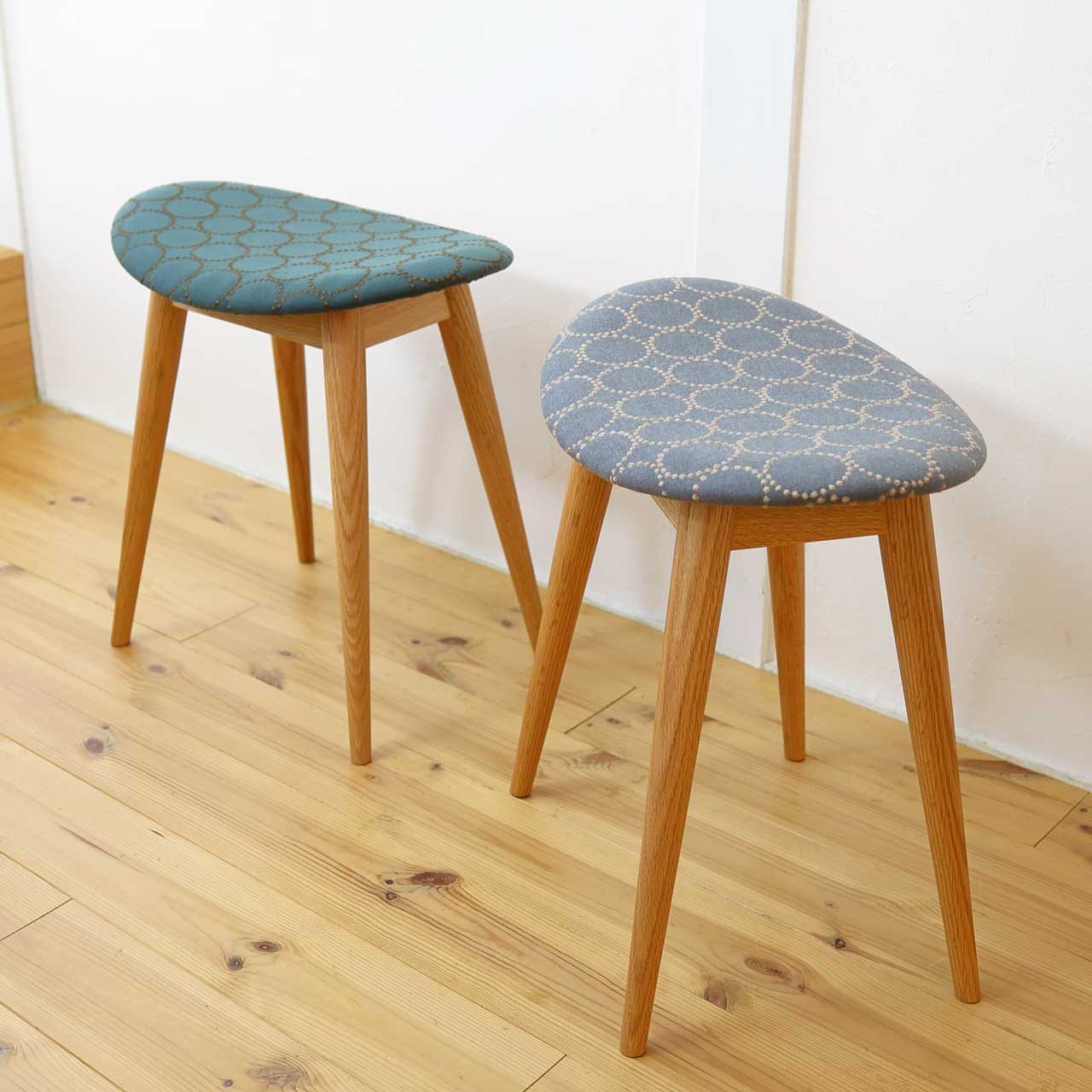 ミナペルホネン タンバリン スツール｜柏木工｜EC16A – カチート