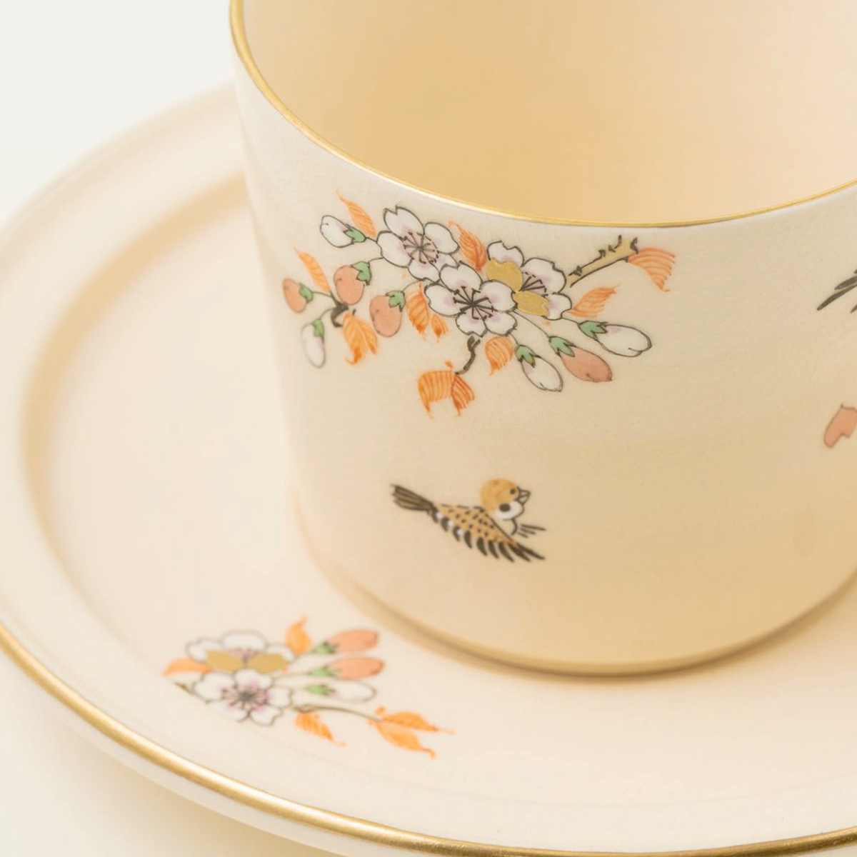 白薩摩コーヒー碗皿(桜雀)[シロサツマコーヒーワンザラ（サクラスズメ