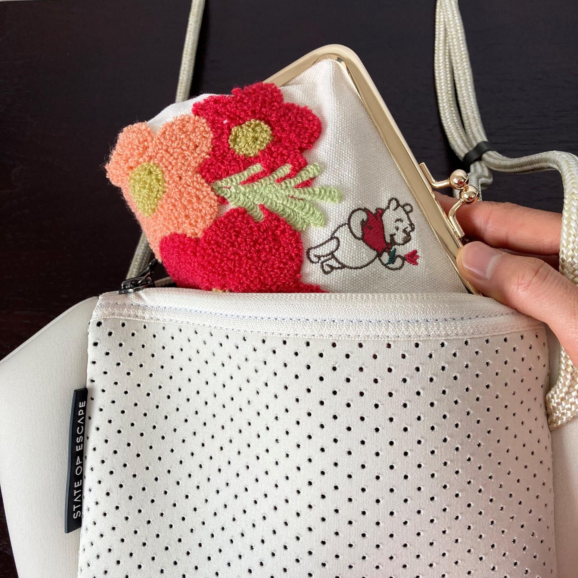 7bb3a305b158e93f93d1527beb571c