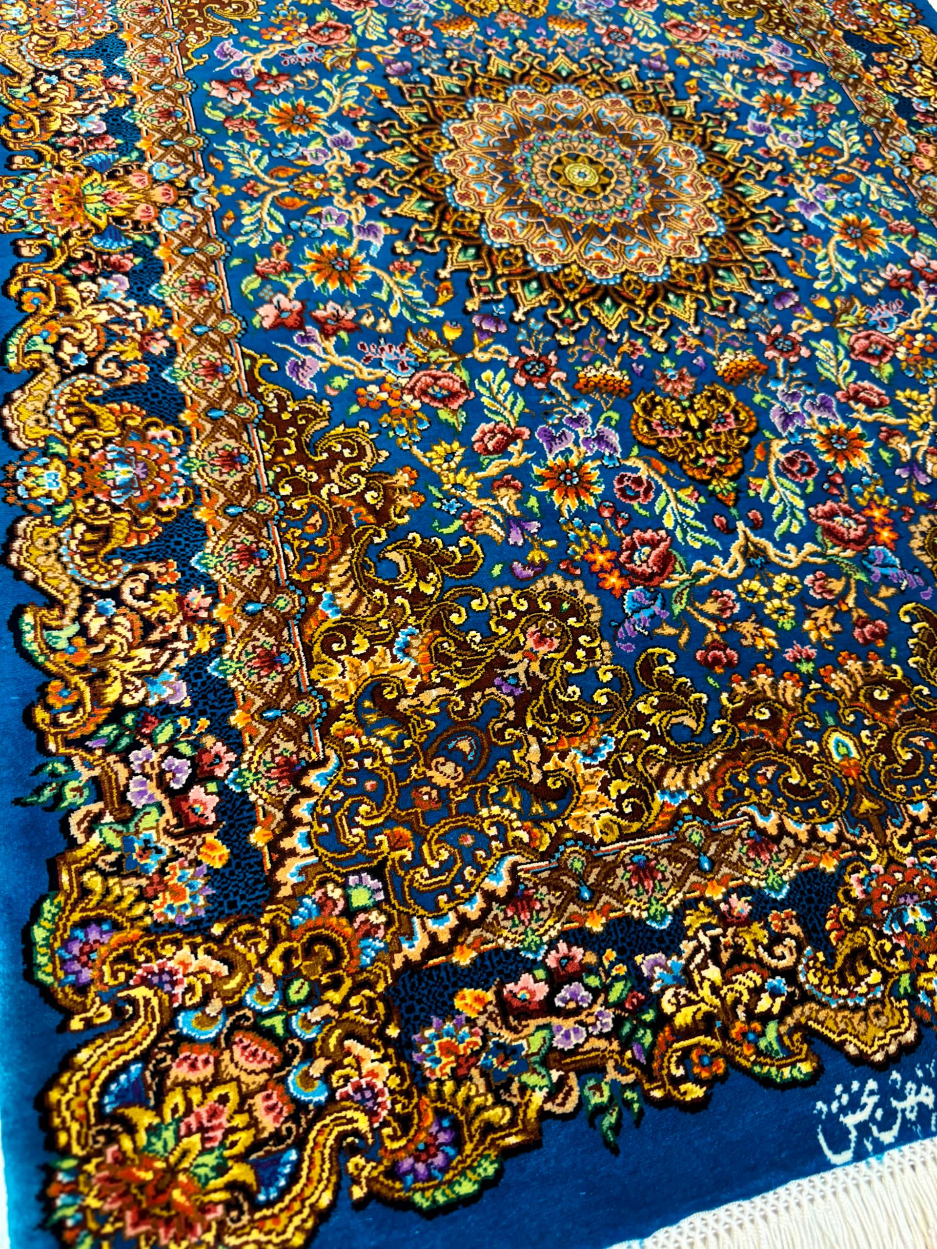 高級ペルシャ絨毯クム産シルク100％ メフルバフ工房 90×60cm（FN-10033