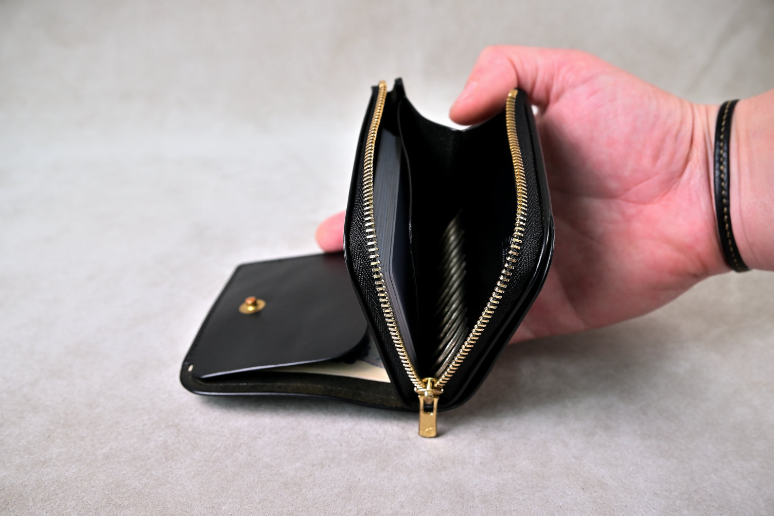 9525｜コンパクトな手縫いL字ファスナー財布｜カラーオーダー対応