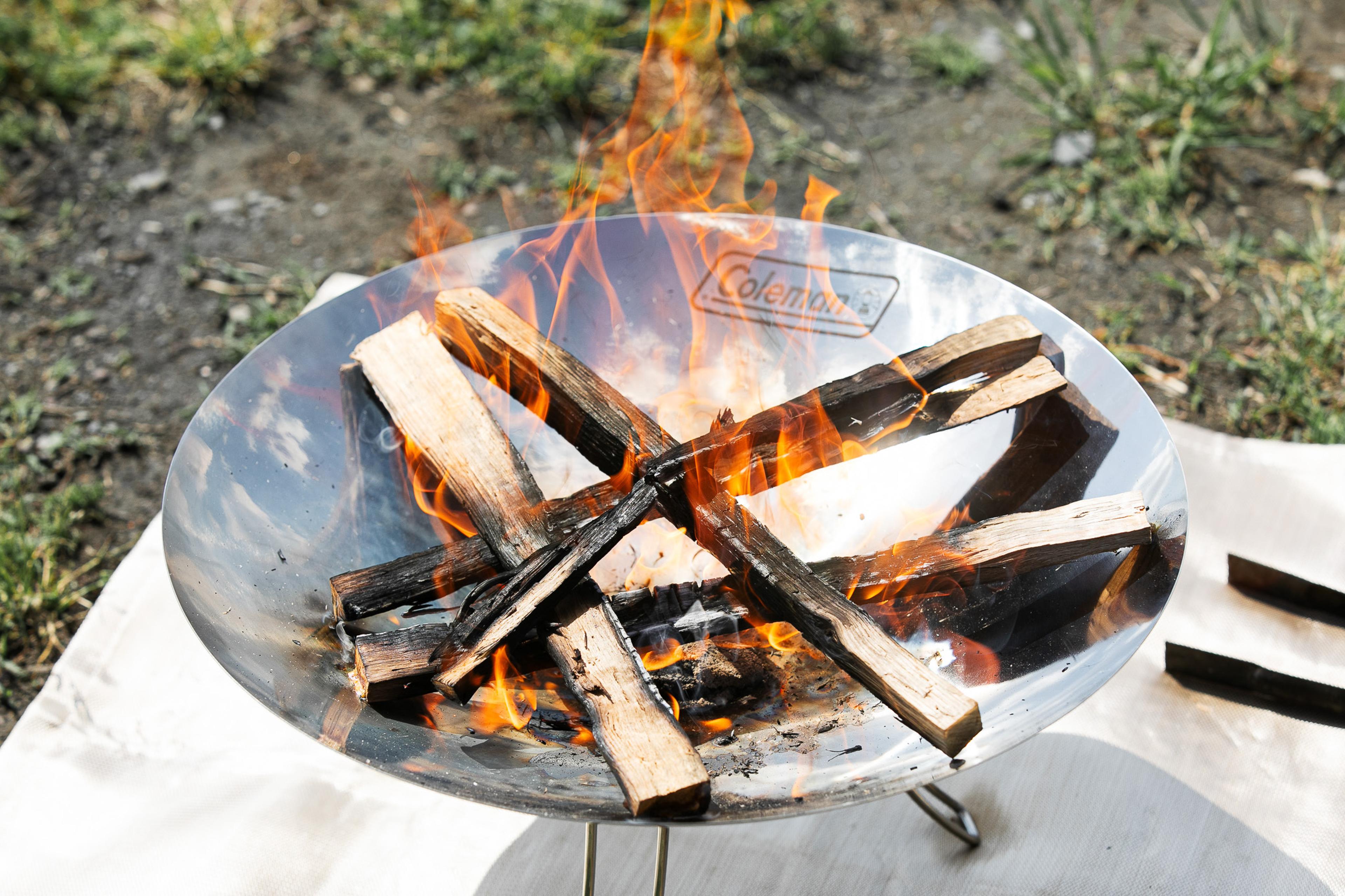 徹底レビュー】コールマンの焚き火台ファイアーディスク！使用感や注意