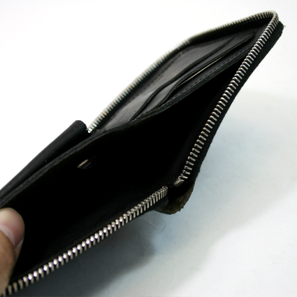 RRL ダブルアールエル】 2つ折りレザージップウォレット - paper