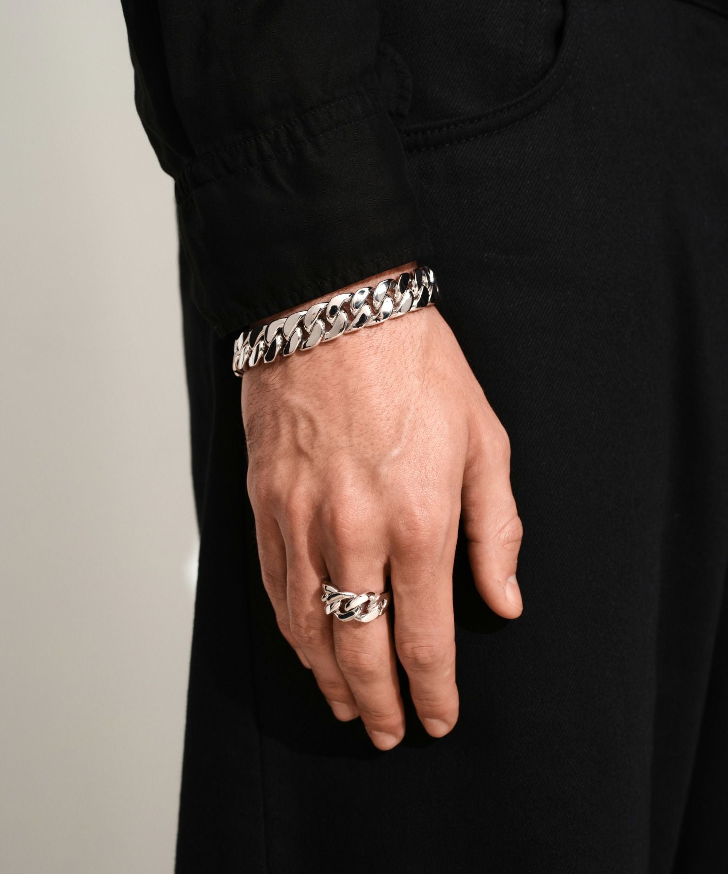 TOM WOOD(トムウッド)】 Danny Slim ブレスレット(7.7)｜PARIGOT