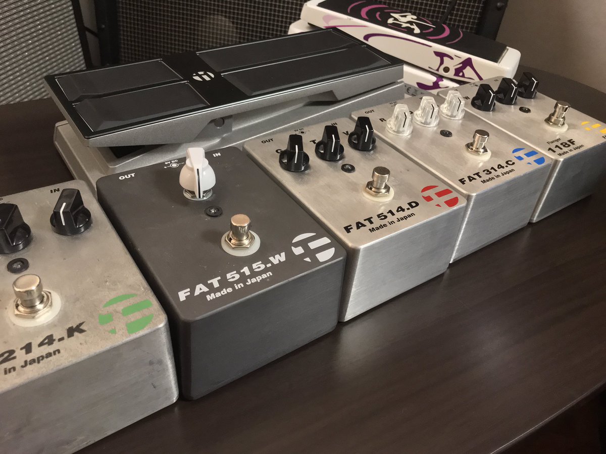 FAT 412.D Booster ギターエフェクター 松本孝弘B'z 箱付き FAT 412.D