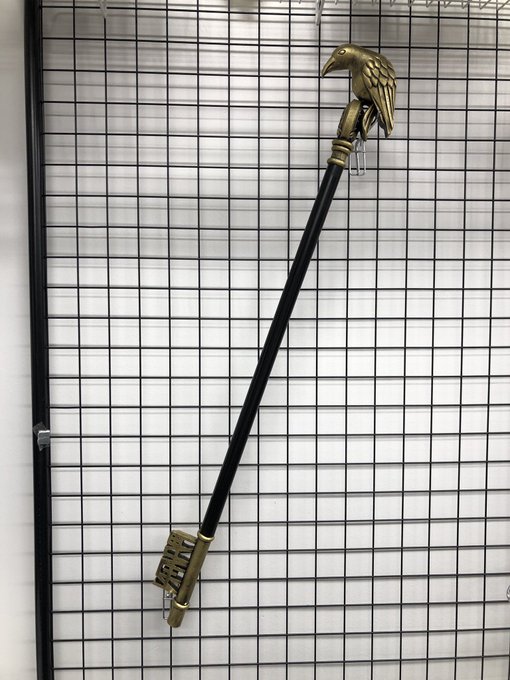 入荷情報】 #ツイステッドワンダーランド #ディア・クロウリー 杖&靴