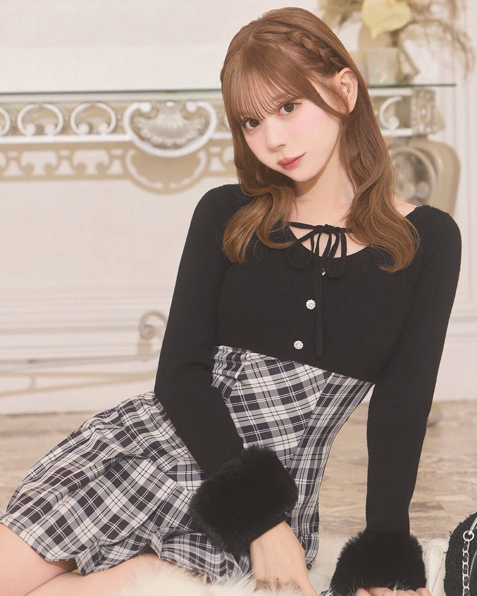 𝐂𝐨𝐦𝐢𝐧𝐠 𝐮𝐩 𝐧𝐞𝐱𝐭…❤︎ 】 ミニ派？ロング派？🐈‍⬛🩶 そで