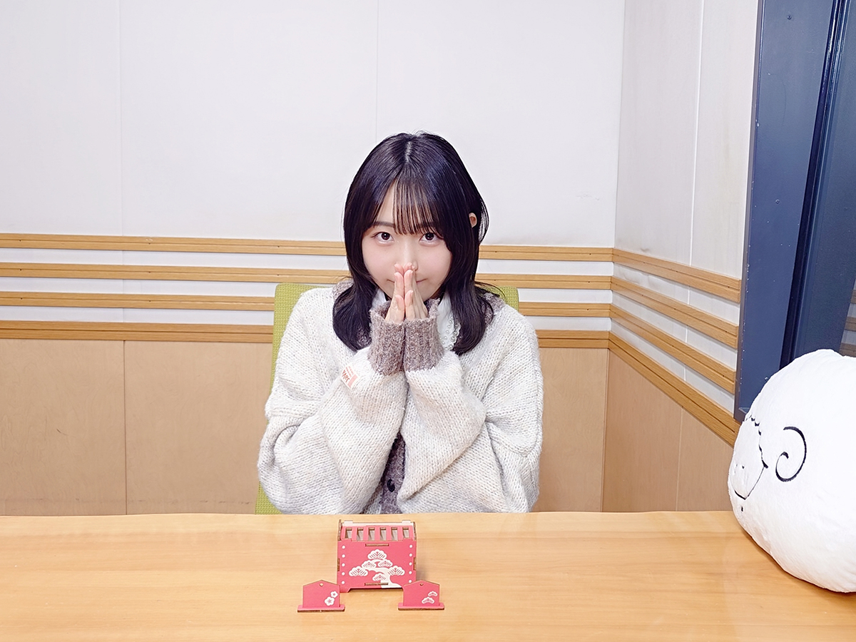 新品）羊宮妃那 HOOOOPE! パーカー 羊宮妃那 本読み羊さんのパーカー