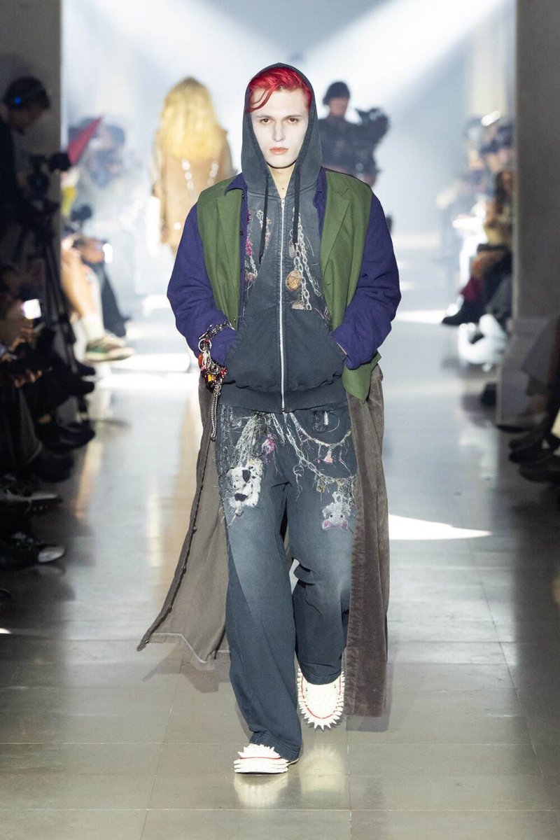 doublet 25AWのこのニットとパンツ、さすがに欲しすぎます。タブレット