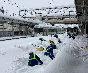 2/8大雪に伴う運行情報※ 磐越西線：磐梯熱海～馬下間は終日運転