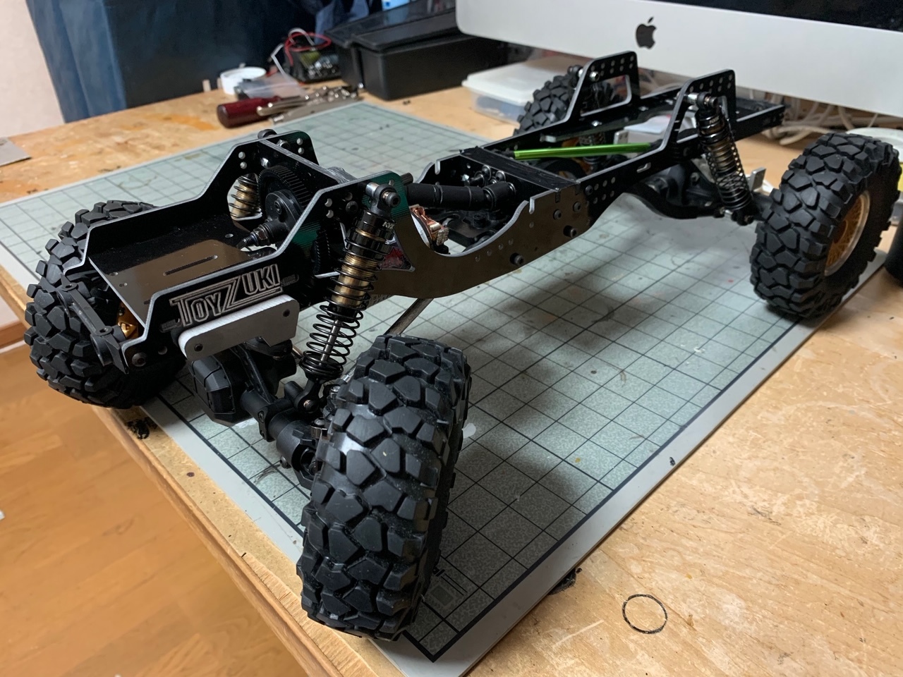 LCGカスタムシャーシへの誘い（笑）泥沼必至！ : WKクローリング日記 Ver.3