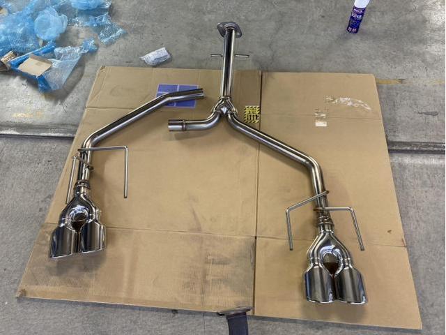 トヨタ 210クラウンアスリート スリーキャッツ マフラー 交換 静岡県