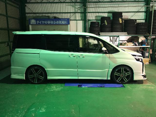 Goopitより ヴォクシー80系後期 ダウンサス入れ替え致しました。｜グー