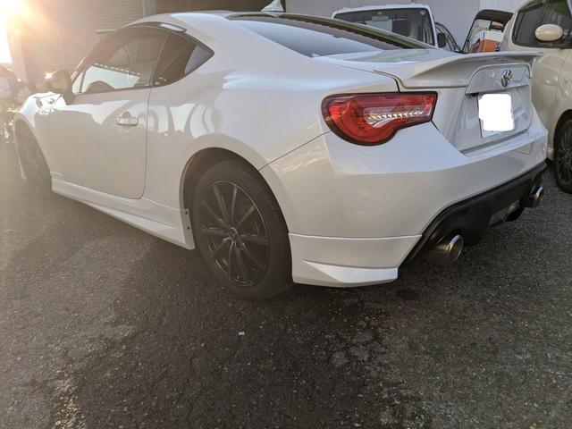 トヨタ 86 ZN6 モデリスタエアロキット TRDトランクスポイラー 取付