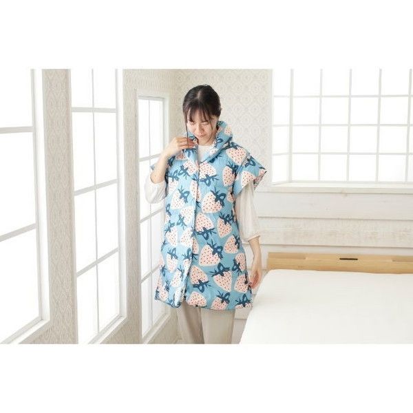 西川 マタノアツコ ストロベリー 柄 ダウンベスト 羽毛小物 ブルー M-L