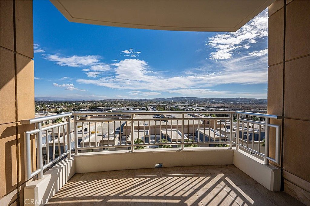 3094 Scholarship, Irvine, CA 92612 | Zillow