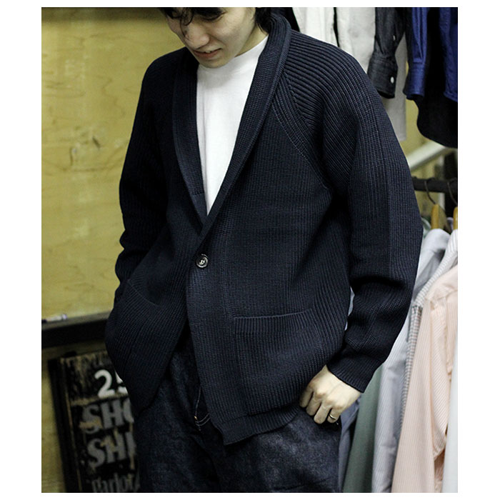 僕は好き、バトナーのカーディガン