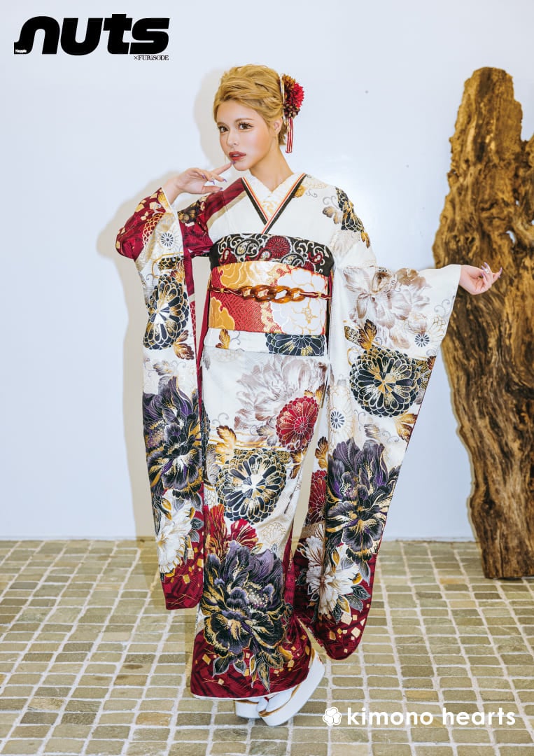 艶魁】KH-561｜艶やかに咲く赤や紫の牡丹。芯の強さや情熱を感じる白の