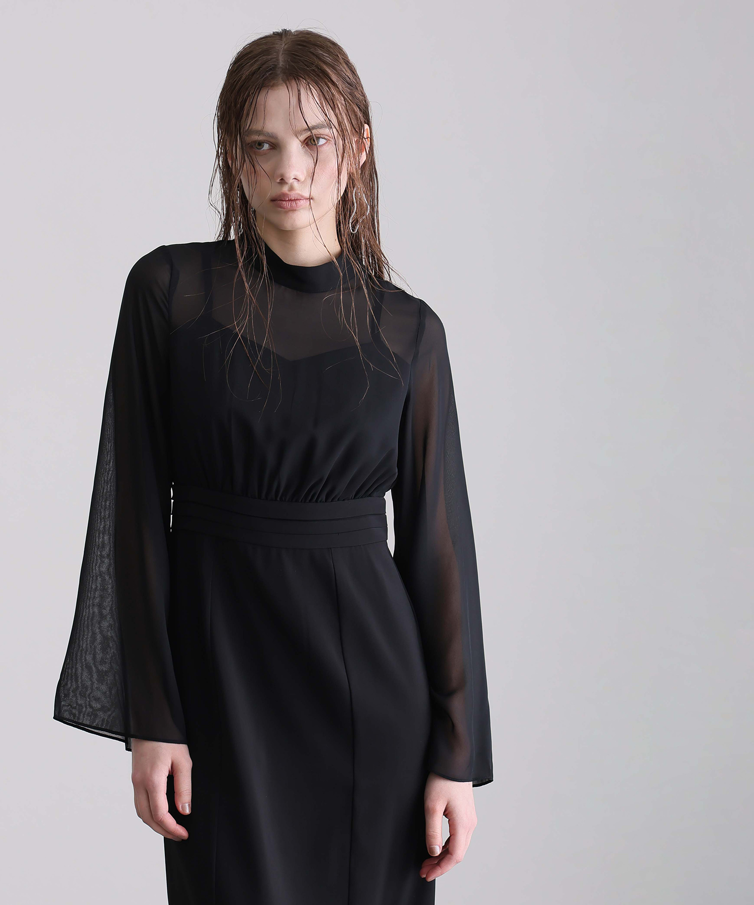 プールヴー atlo スリットスリーブジレ付きワンピース Lサイズ