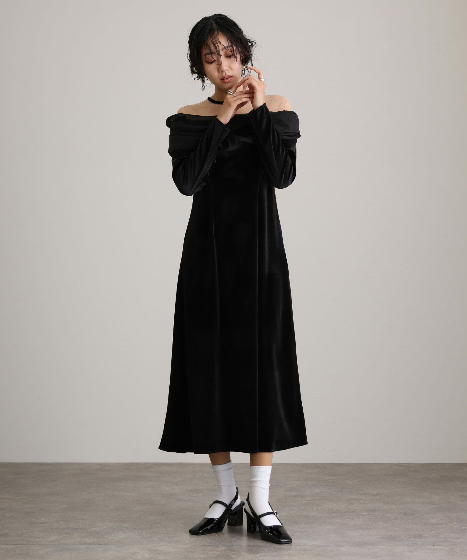 オフショルダーベロアドレス | PourVous（プールヴー）パーティー