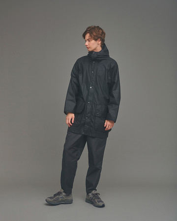 Barbour×URBAN RESEARCH DOORS による完全別注の“Oversize Hooded