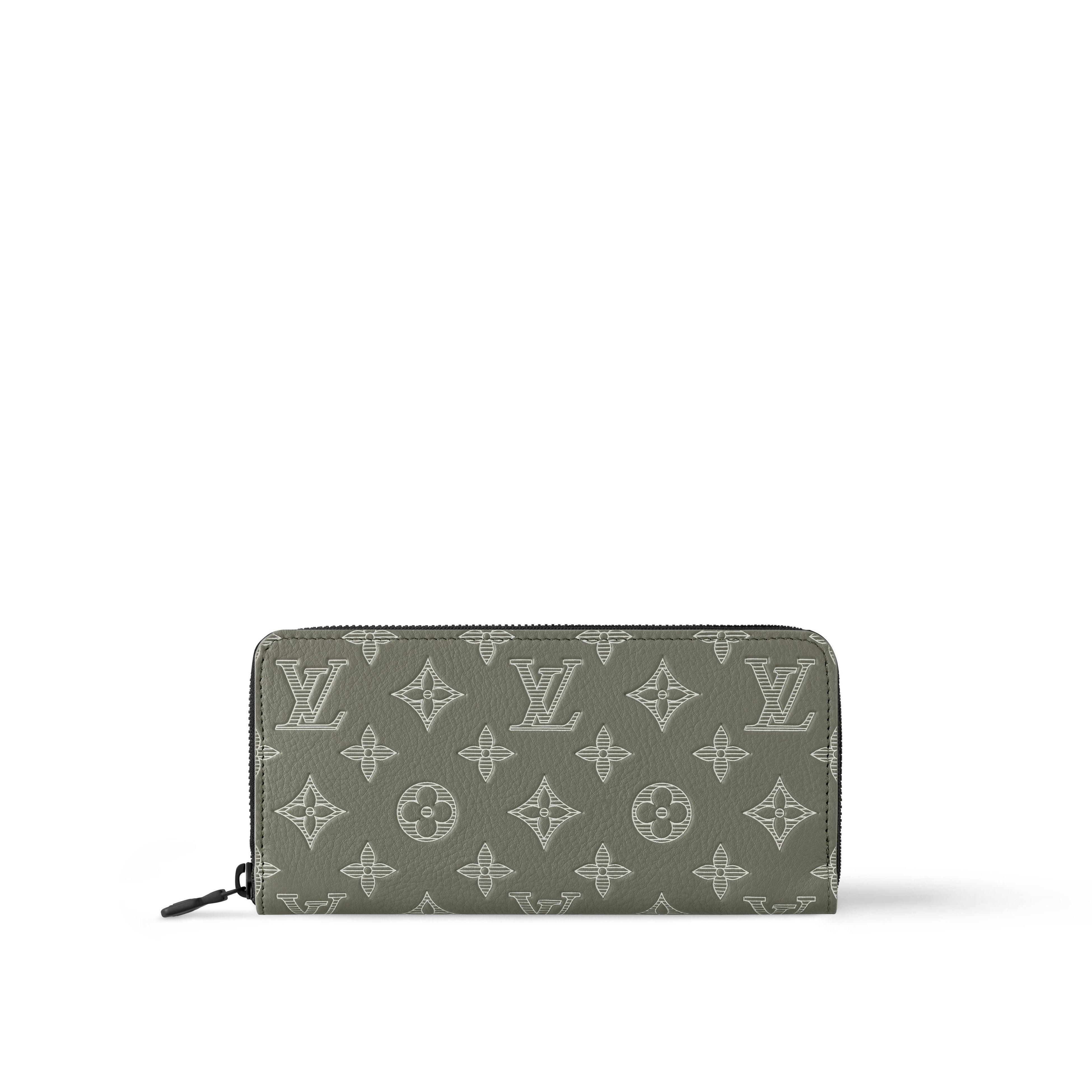 ルイ·ヴィトン】オリーブグリーンのモノグラム·シャドウ レザーで