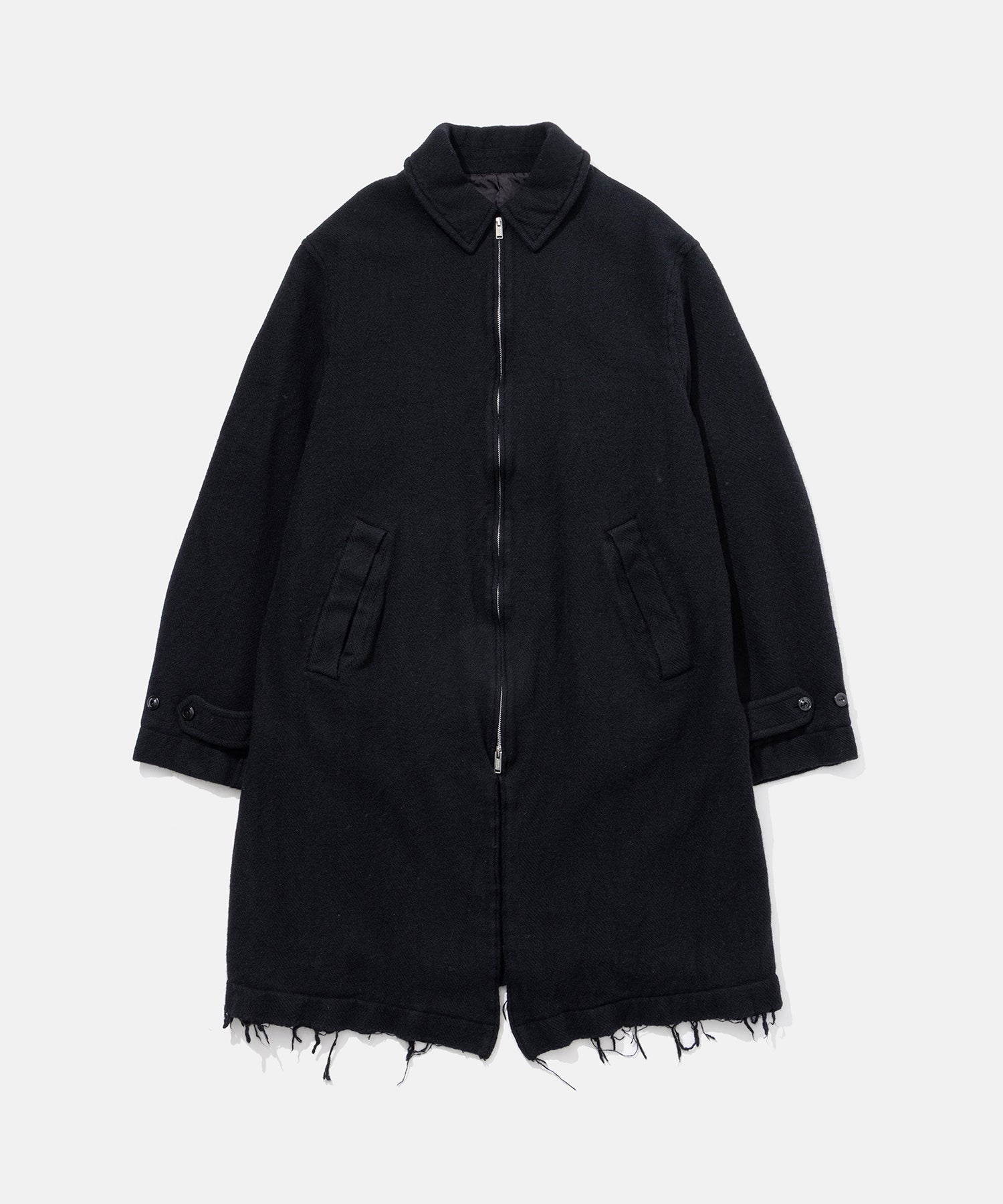 コンセプトストア「V.A.」より「UNDERCOVER」 初の別注アウター2型が