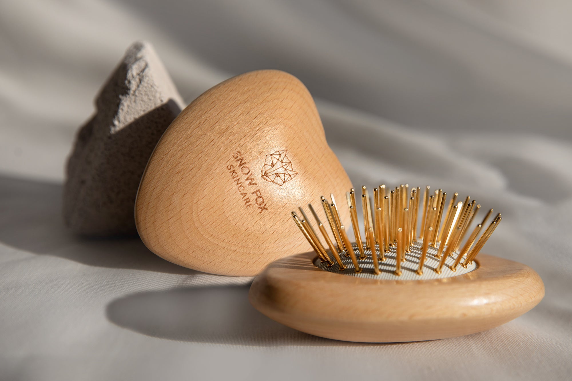 SNOW FOXスノーフォックスカッサブラシ小田ヒロさん