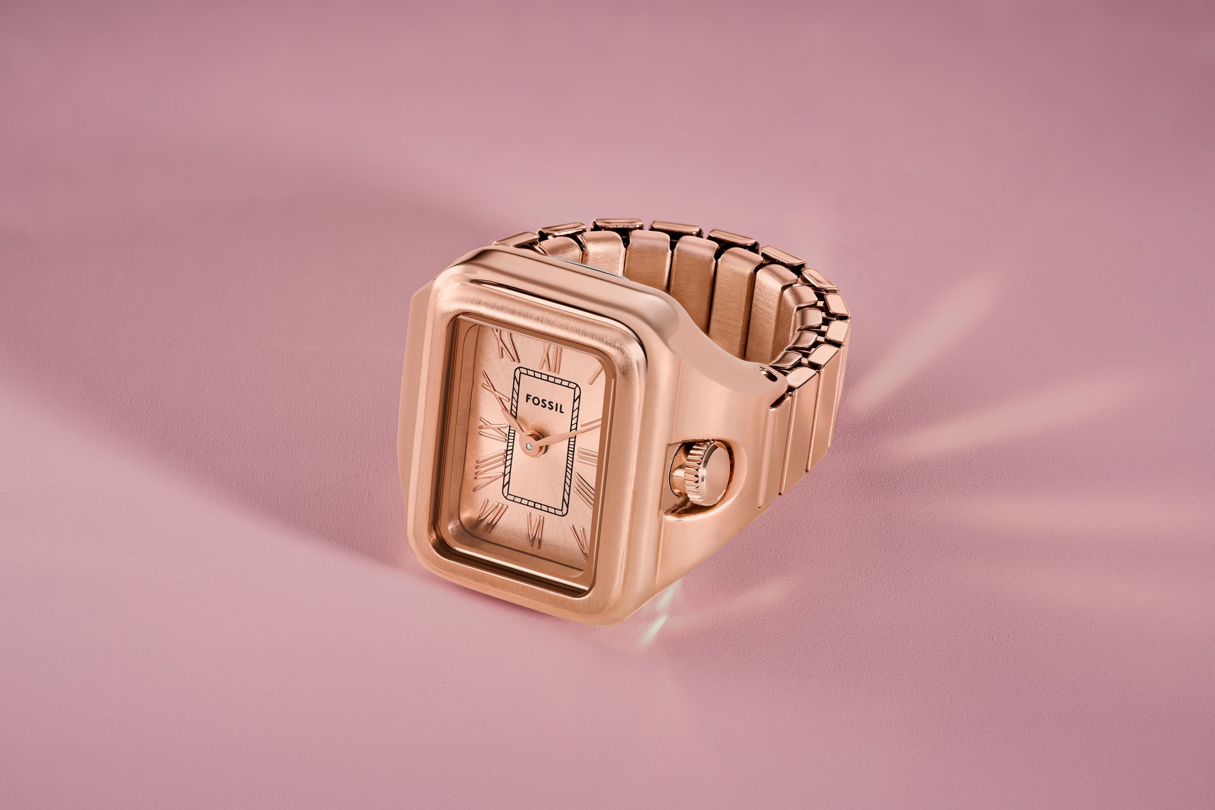 ウォッチ？リング？どちらの魅力も詰まった、FOSSILウォッチリング