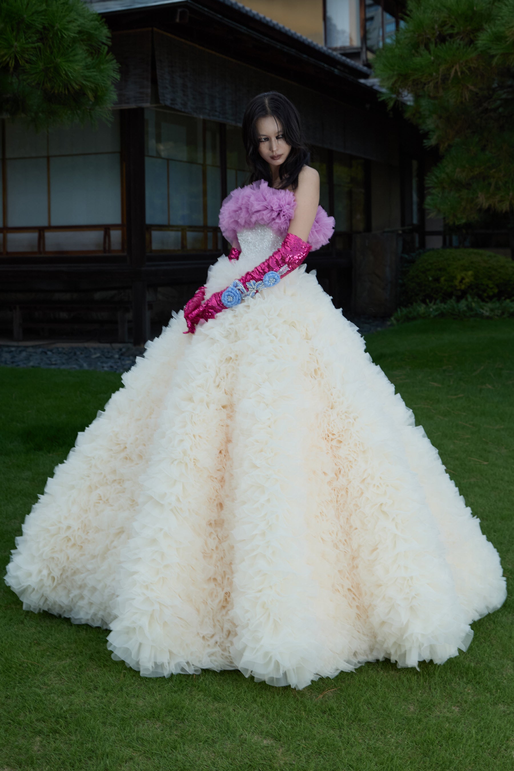 TOMO KOIZUMI：ブランド初 ウェディングドレスコレクションの取り扱い