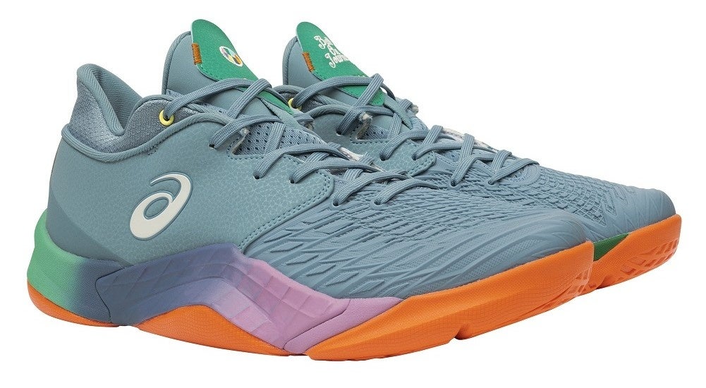 ballaholic」とコラボレーションしたバスケットボールシューズ