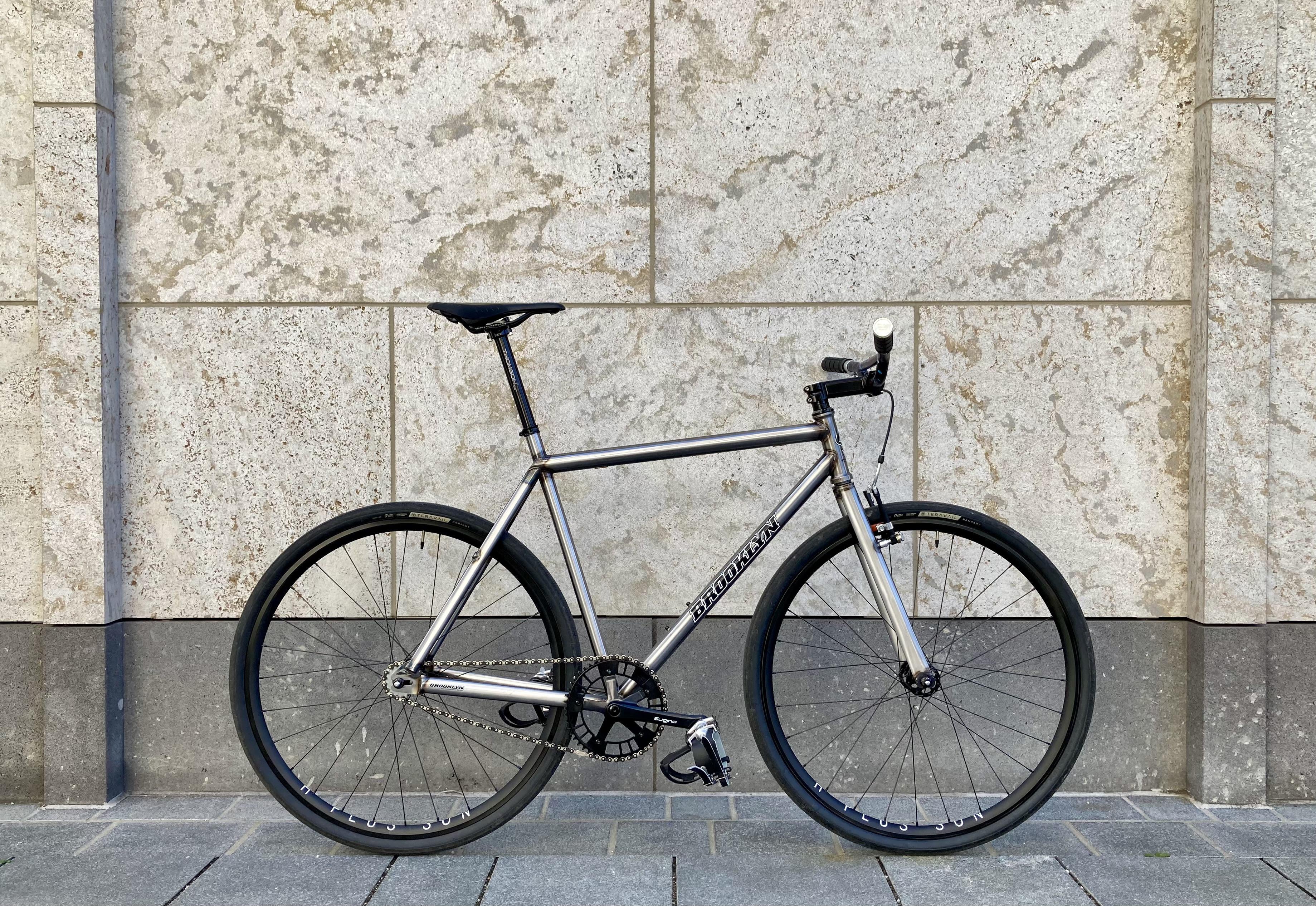 Brooklyn Machine Works Gangsta Track v4 : r/FixedGearBicycle