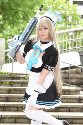 レースクイーン衣装に合うメイク＆身体作りに挑戦しました」『NIKKE