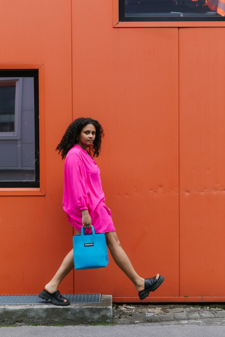 FREITAGからシンプルで個性的なデザイン新作F250 SONNY登場 │ QUI