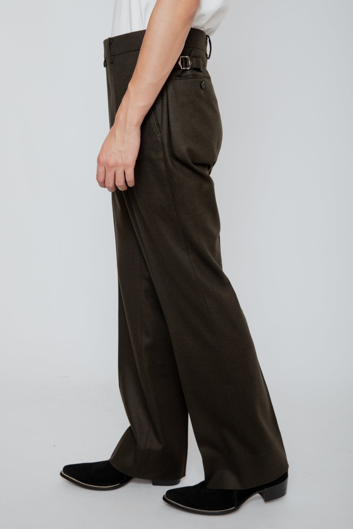 SEMI FLARED TROUSERS / DARK OLIVE – RAINMAKER KYOTO