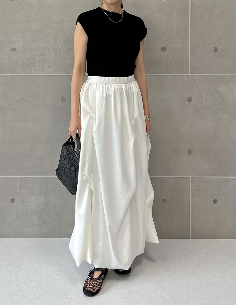 ひんやり涼しい！2024夏にぴったりのトップスをご紹介 | 人気