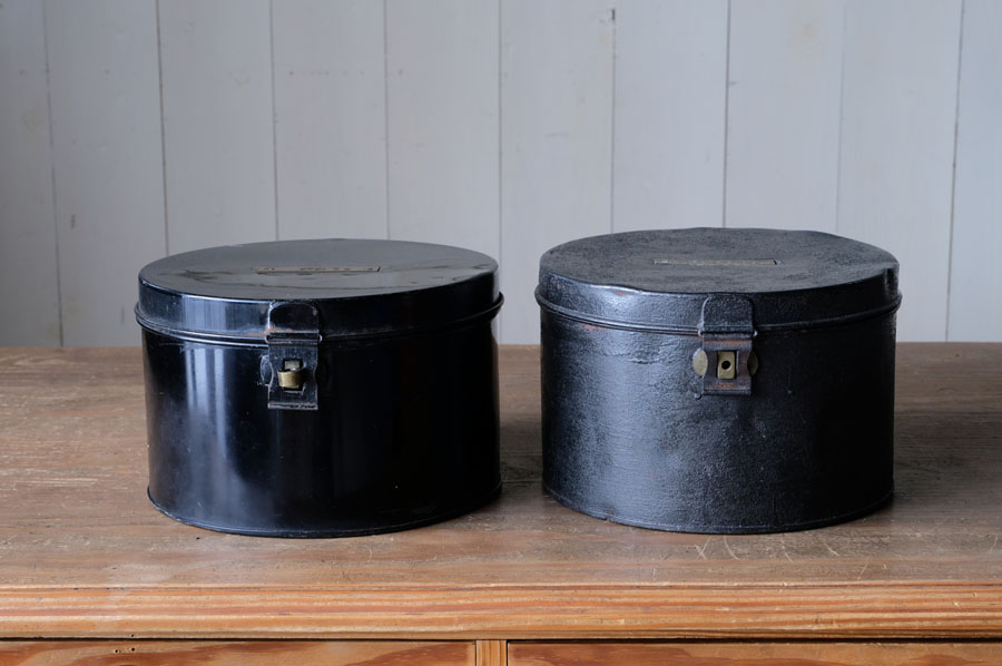 イギリスアンティーク アイアン製ハットケース 2個セット | REFACTORY