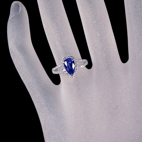 コーンフラワーブルーサファイア 1.8ct ダイヤモンド プラチナ リング