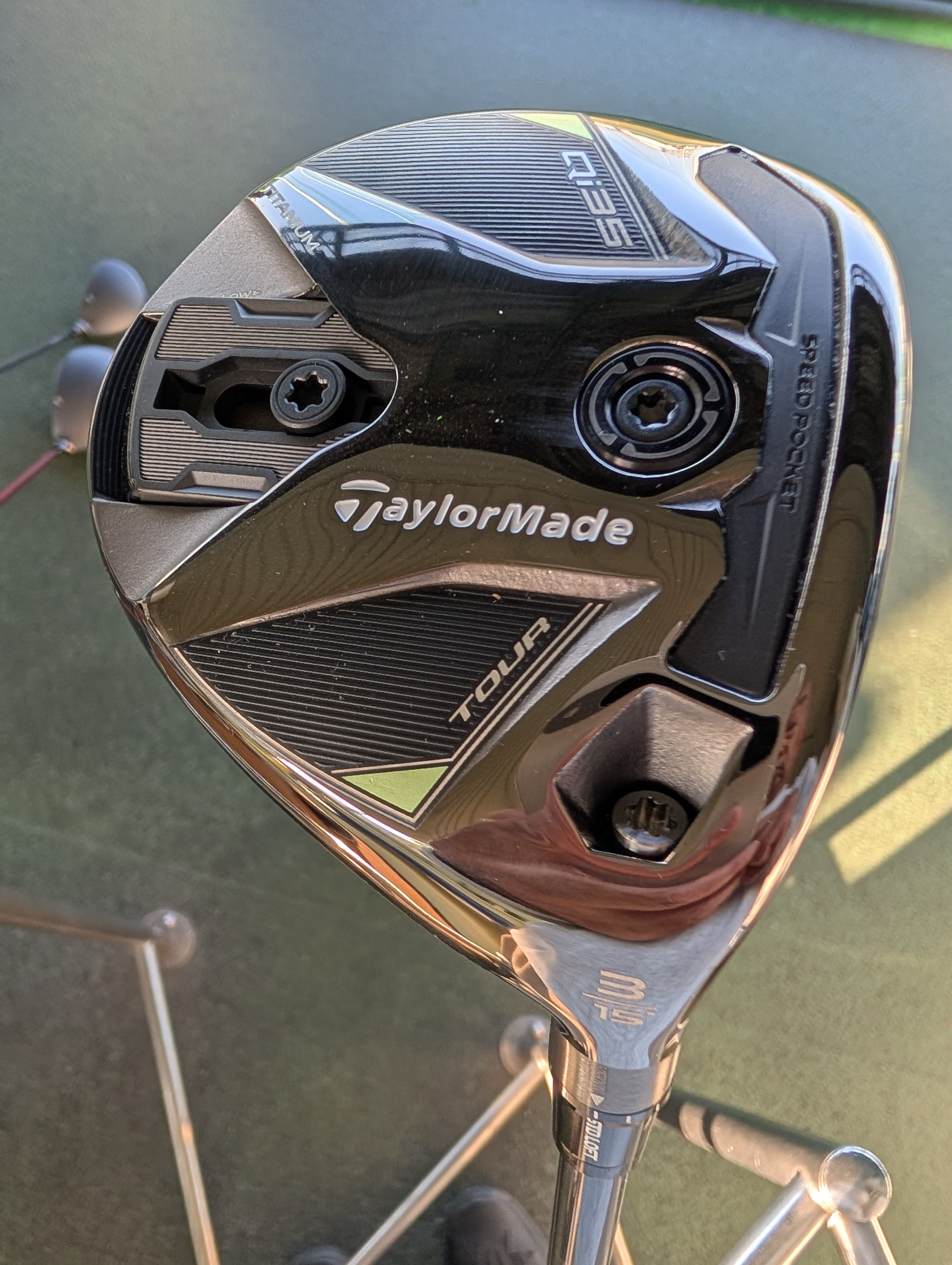 Qi35 TOUR フェアウェイウッド | Qi35 TOUR Fairway wood | TaylorMade