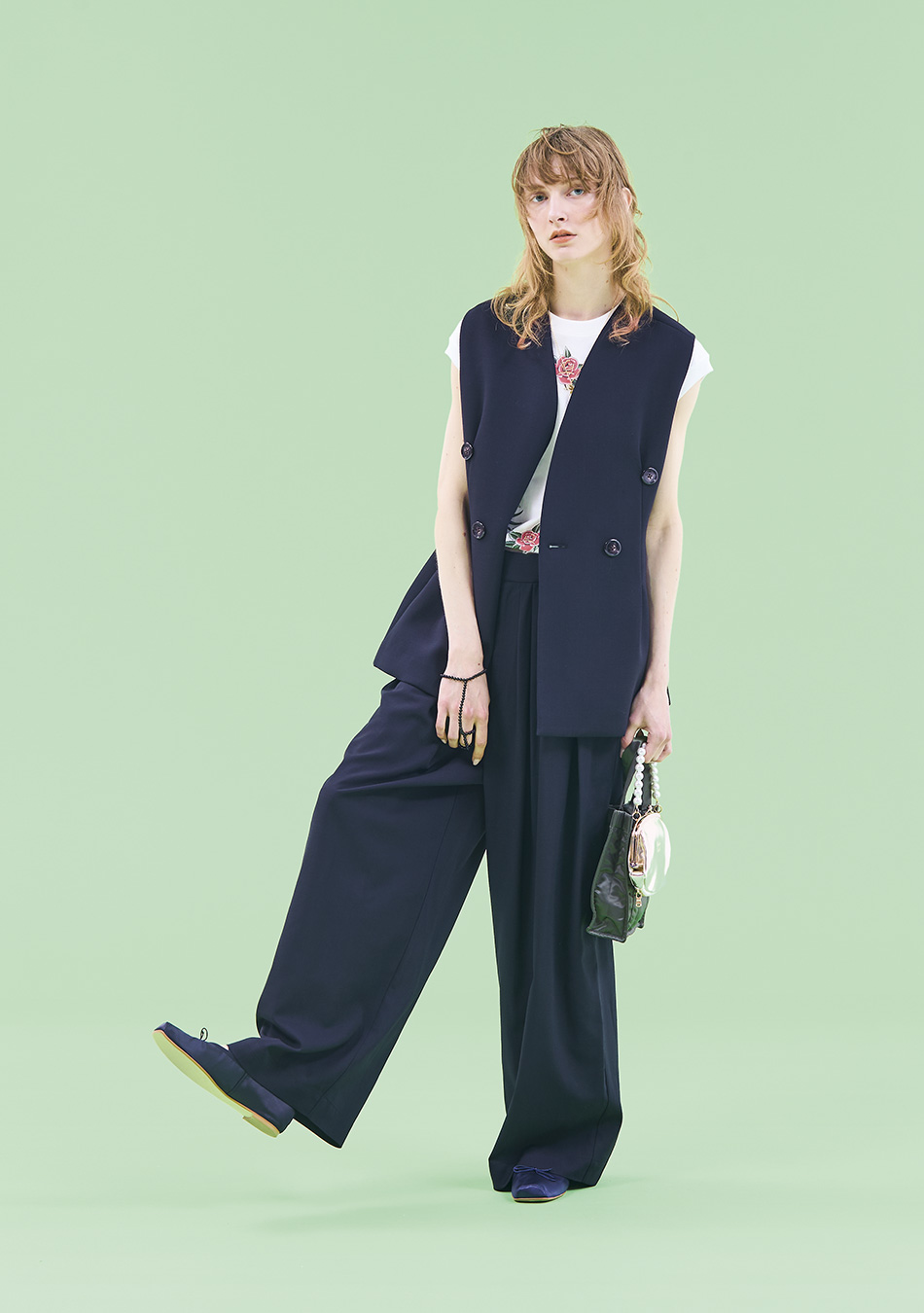 美品 2025 RhodolirioN ロドリリオン 中綿入ベスト ジレ 美品 2025